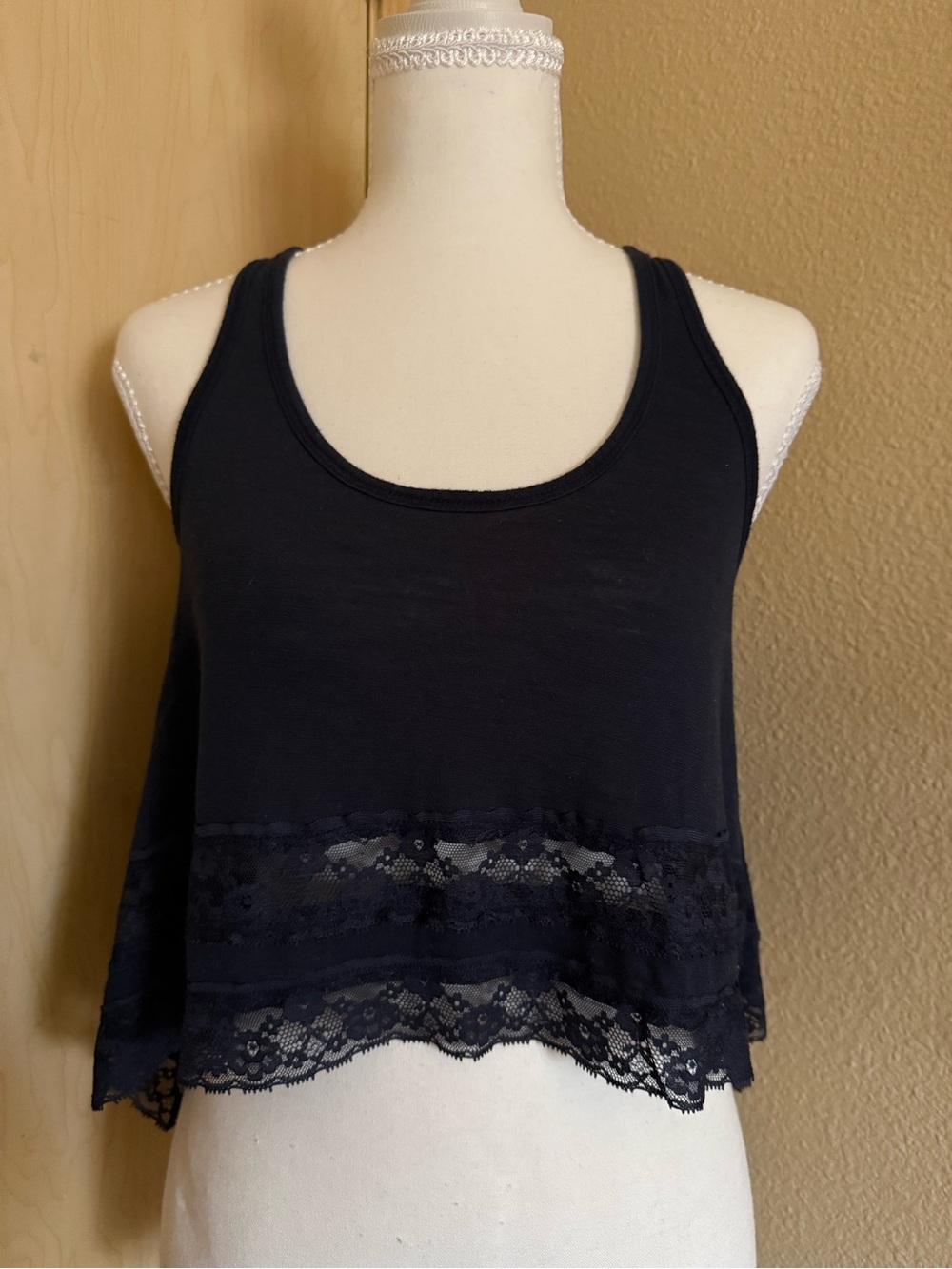Hollister Black Lace Trim Crop Tank Top